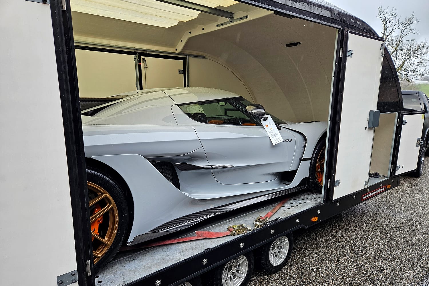 Koenigsegg Jesko on Under Cover’s exclusive vehicle transport